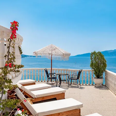 Monte Cristo Hotel - Rooftop Pool