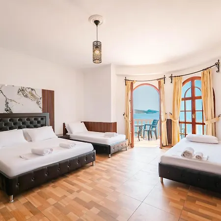 Hotel Monte Cristo Hotel - Rooftop Pool Sarande