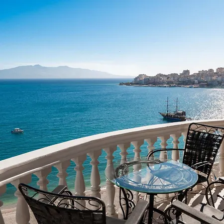 Monte Cristo Hotel - Rooftop Pool Sarandë