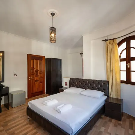 Monte Cristo Hotel - Rooftop Pool Hotel 4*